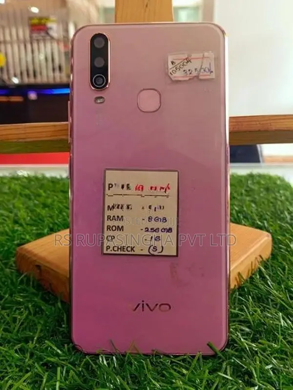 Vivo Y17 8GB / 256GB (Used)