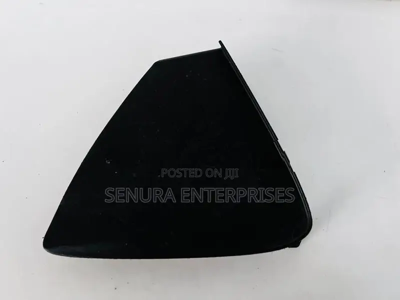 Toyota Tank M900 Fog Light Cover Lh