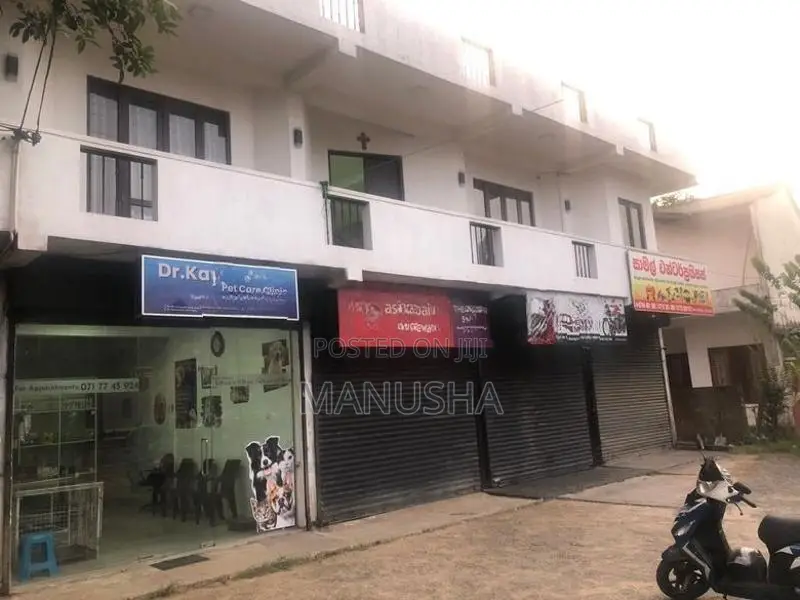 Commercial Building with Apartment for Sale Kaduwela