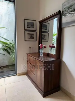 Dressing table