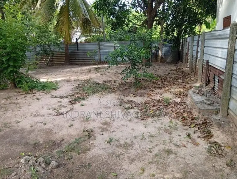 15 Perch Land for Sale in Jaffna