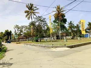 පඹුරණ ගාලු පාරට ලගින්ම බිම් කොටසක්