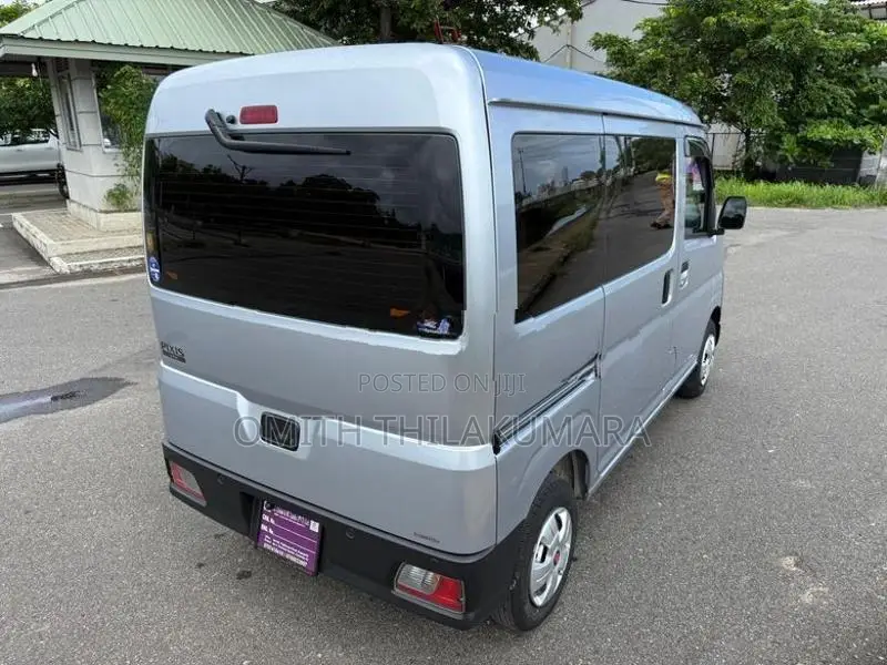 Toyota Pixis Van 2024