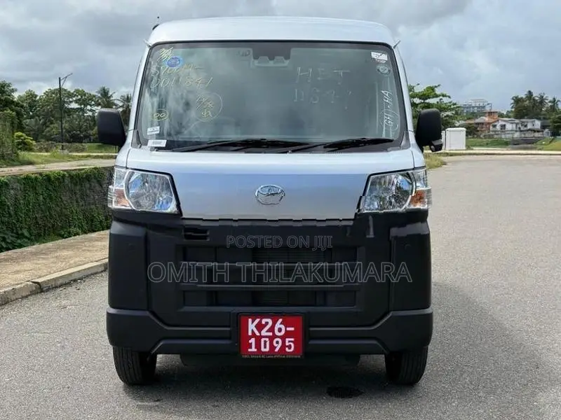 Toyota Pixis Van 2024