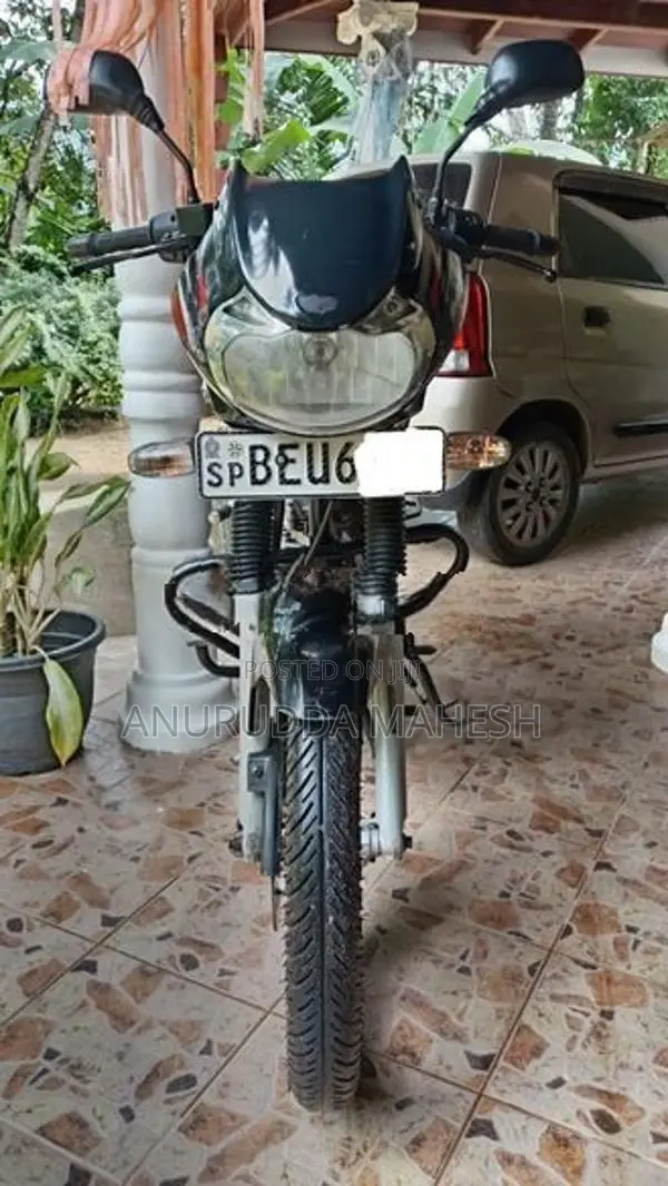 Bajaj Discover 125 2017