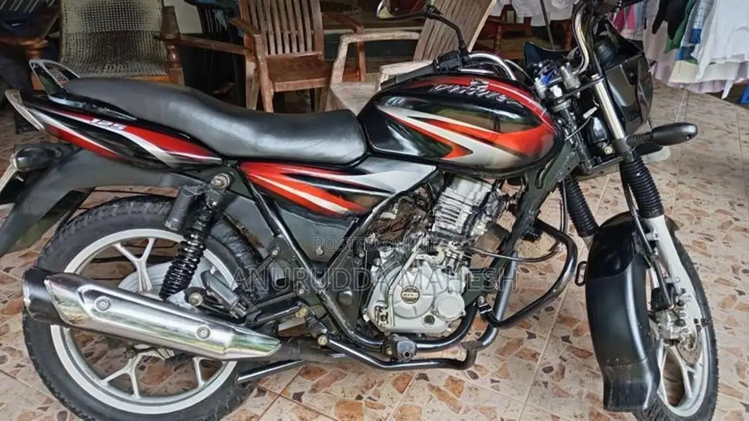 Bajaj Discover 125 2017