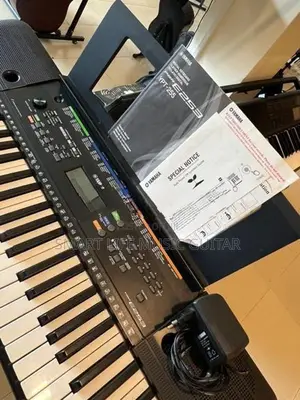 Yamaha PSR E 253 Keyboard