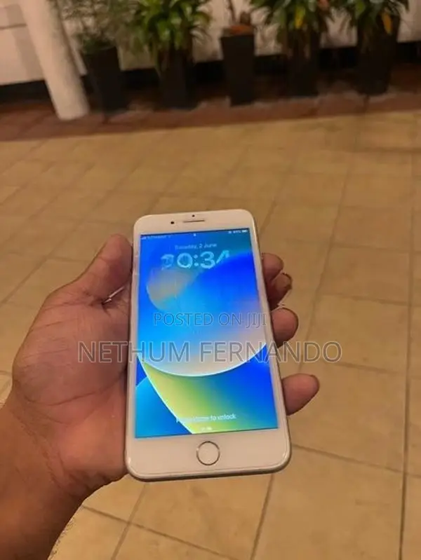 Apple iPhone 8 Plus (Used)