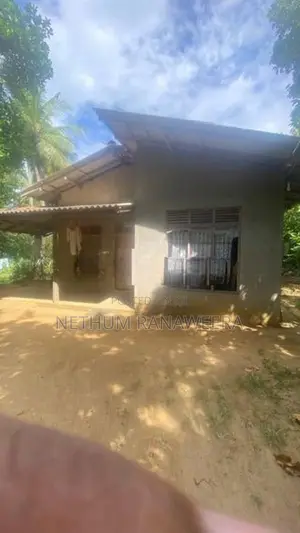 ඇඹිලිපිටිය ඉඩමක් හා නිවසක් විකිණීමට