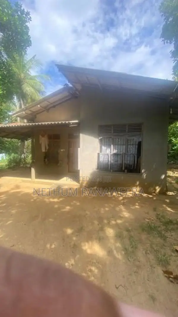 ඇඹිලිපිටිය ඉඩමක් හා නිවසක් විකිණීමට