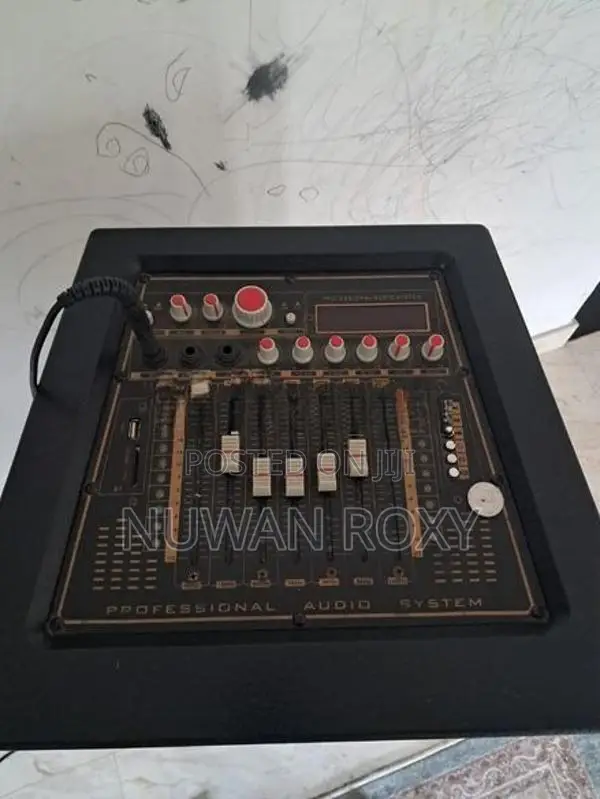 Kenwood Sound Systerm