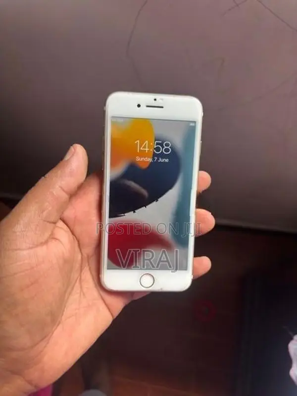 Apple iPhone 7 (Used)