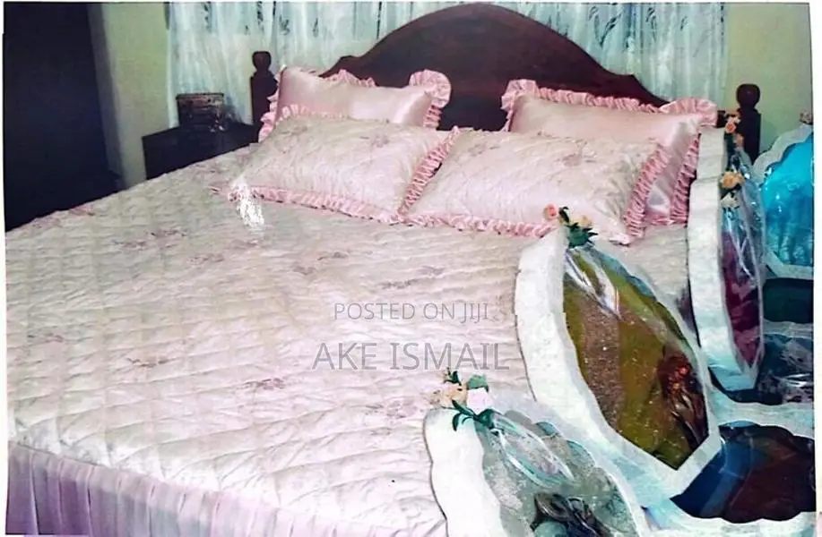 Bride Bed Spred/ Luxury Bedding