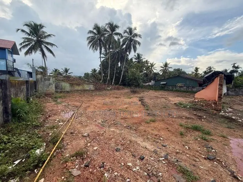 Valuable Land for Sale in Batuwita, Horana