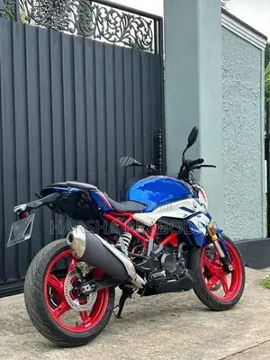 BMW G 310 R 2025