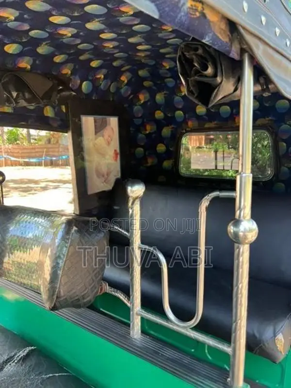 Bajaj RE Three Wheeler 2004