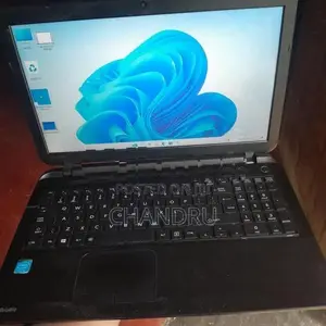 Toshiba i3 Laptop