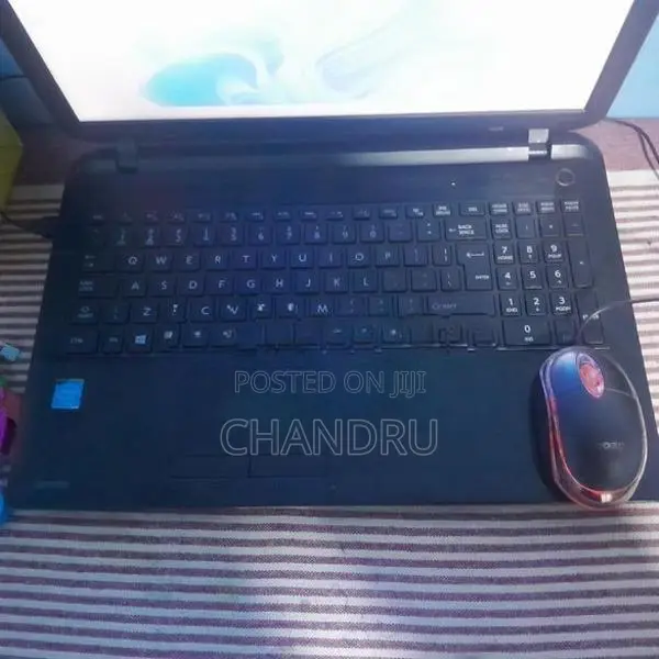 Toshiba i3 Laptop