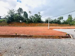 පිළියන්දල දම්පේ ප්‍රධාන බස්පාරට මුහුණලා නව බිම්කොටස්