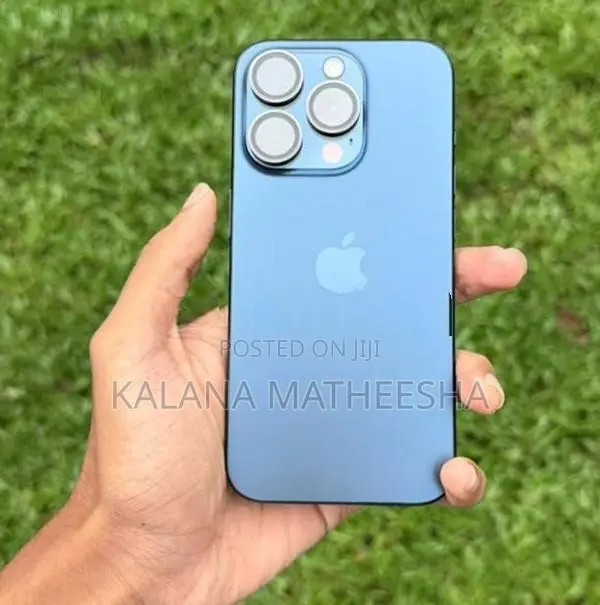 Apple iPhone 15 Pro (Used)