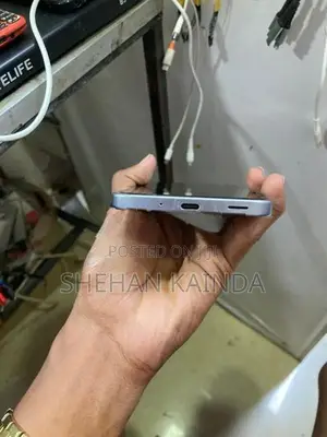 Samsung Galaxy A17 (Used)