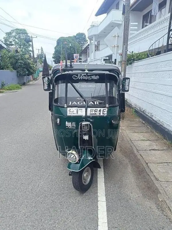 Bajaj RE 2 Stroke 2005
