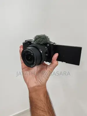 Sony Alpha ZV-E10 Mirrorless Camera with 16-50mm Lens Battery
