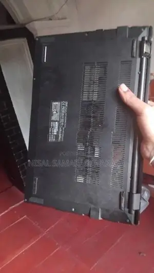 Asus Expertbook L1500CDA