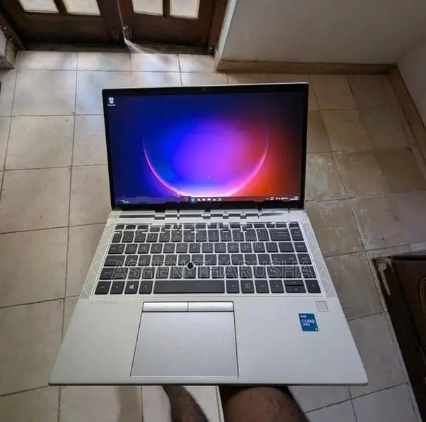 HP Elitebook G8 - i5 11th Gen