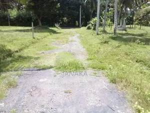 Land for Sale Near Kadawatha