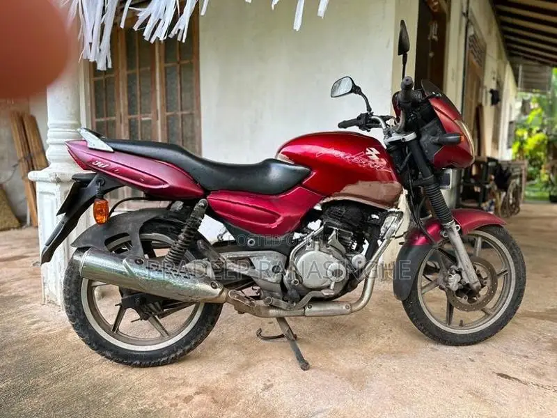 Bajaj Pulsar 150 2005