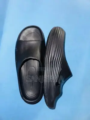 Nike Reactx Rejuven 8 (Black)