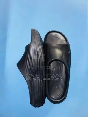 Nike Reactx Rejuven 8 (Black)