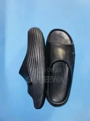 Nike Reactx Rejuven 8 (Black)
