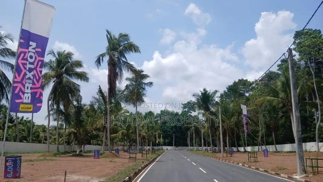 Kadawatha Land for Sale