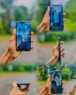 Apple iPhone XR (Used)