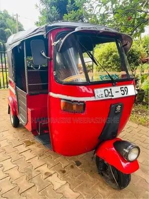 Bajaj RE 2005