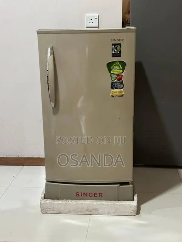 Singer 132L Refrigerator