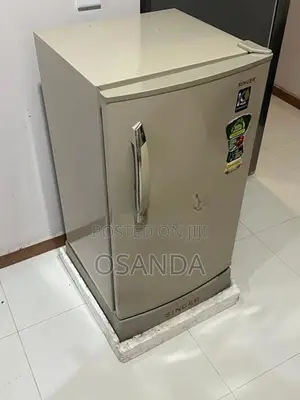 Singer 132L Refrigerator