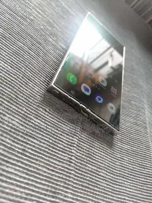 Samsung Galaxy S24 (Used)