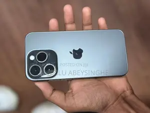 Apple iPhone 15 Pro (Used)