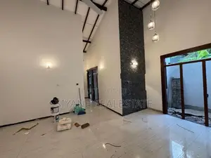 Newly Build Luxury House for Sale in Athurugiriya