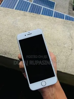 Apple iPhone 8 (Used)