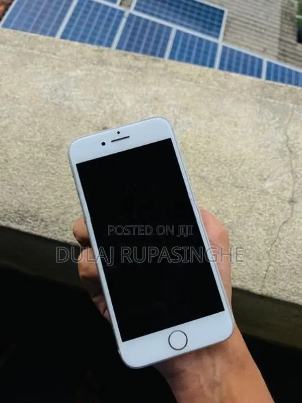 Apple iPhone 8 (Used)