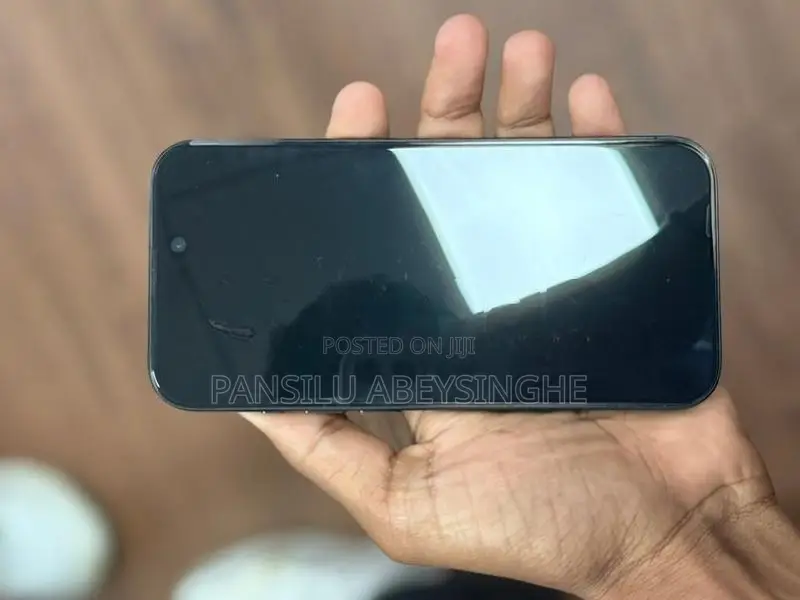Apple iPhone 15 Pro (Used)