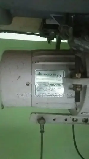 Zoje Industrial Sewing Machine with Table