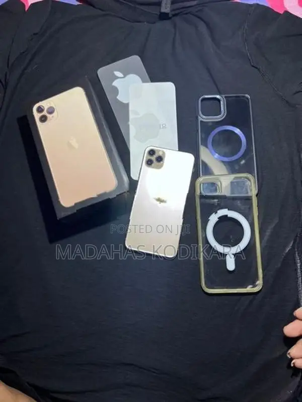 Apple iPhone 11 Pro Max (Used)