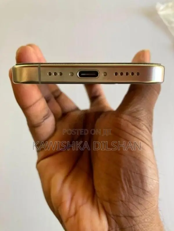 Apple iPhone 16 Pro (Used)