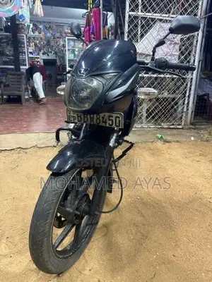 Bajaj Pulsar 150 2015