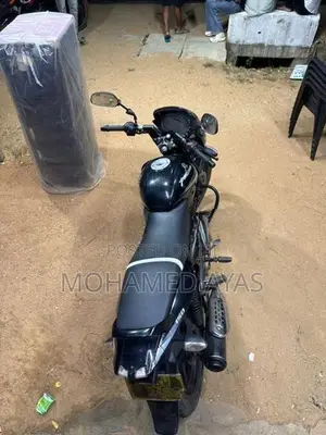 Bajaj Pulsar 150 2015